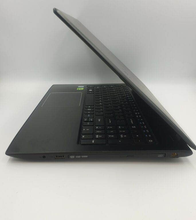 LAPTOP ACER ASPIRE E5-575G I5/4GB/1TB/WIN10