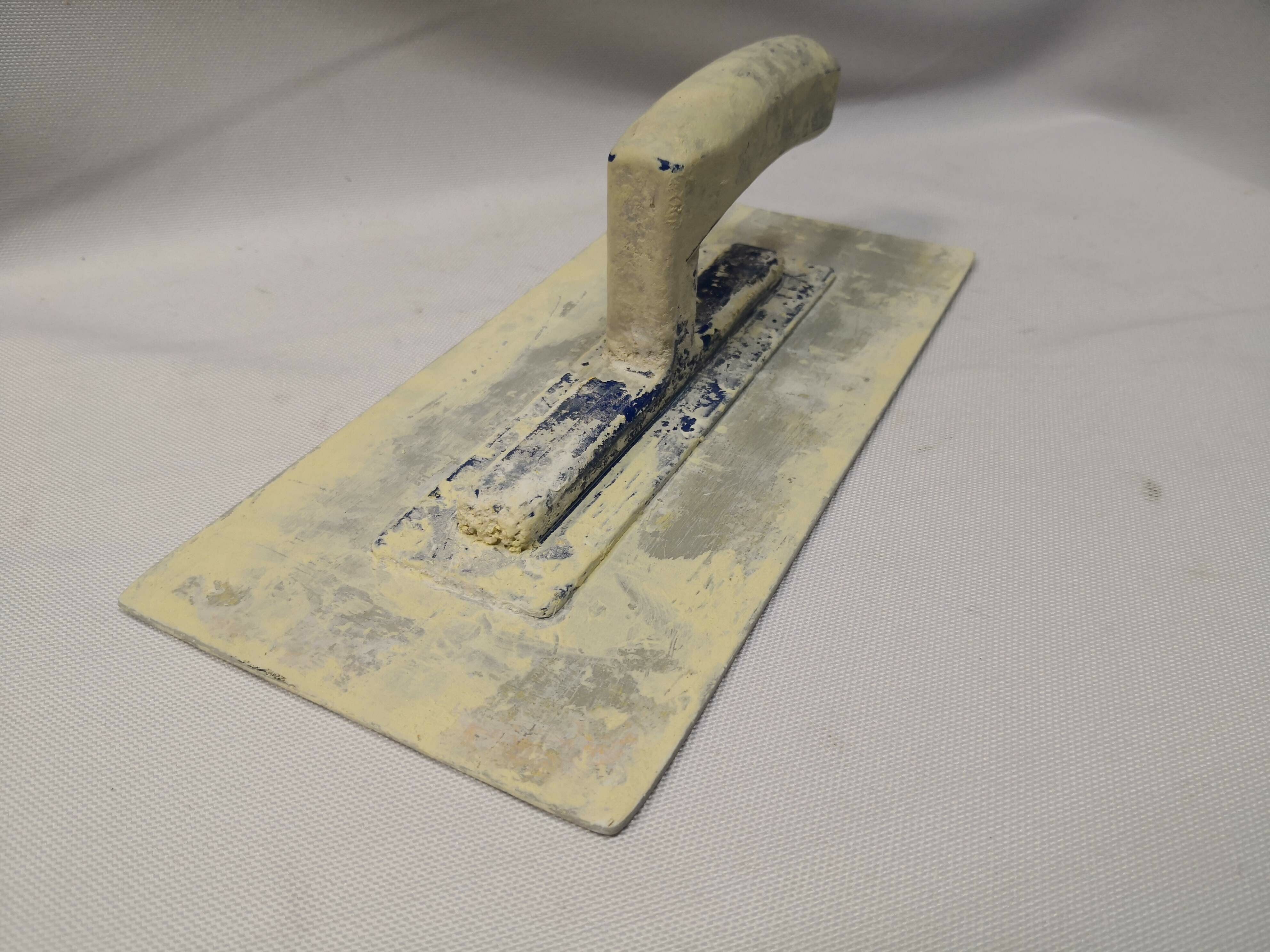 paca-13-x-28-cm-rodzaj-tynkarska