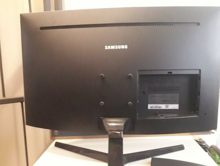 MONITOR SAMSUNG C27JG50QQU