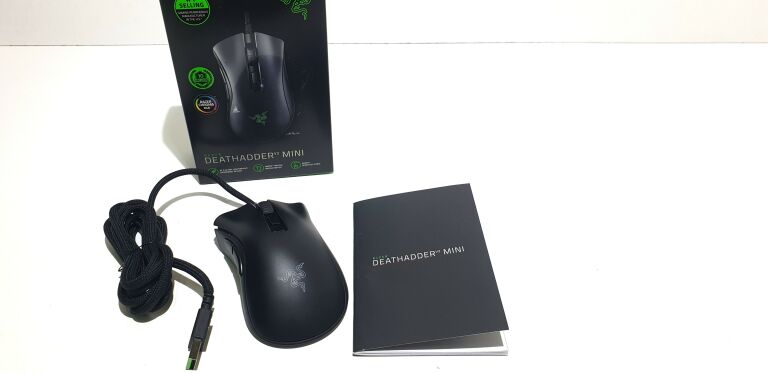 MYSZ GAMINGOWA PRZEWODOWA RAZER DEATHADDER V2 MIN