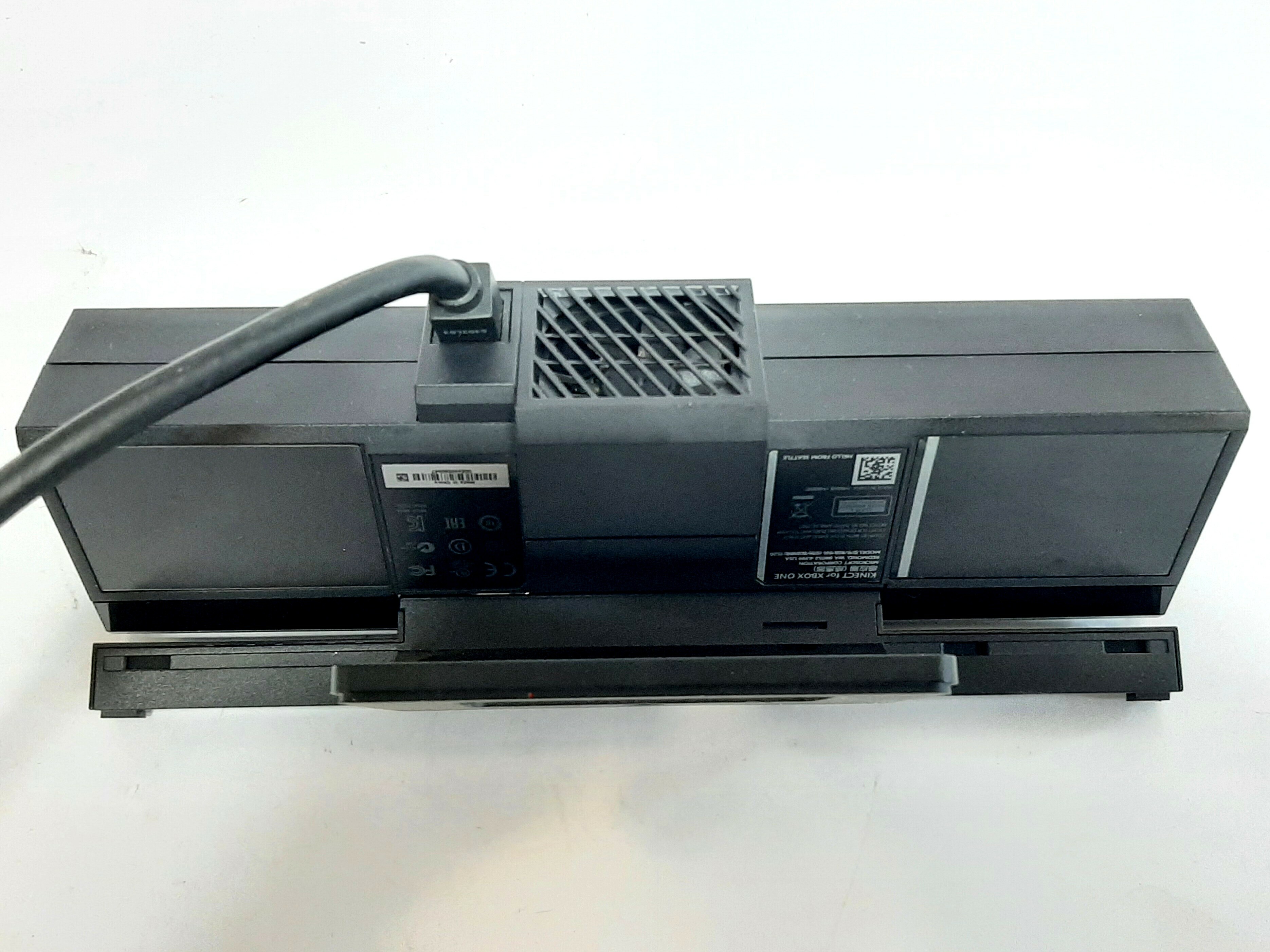 kinect-xbox-one-product-id-80acfdb7-befe-4b2d-b02b-e565d1724e3a