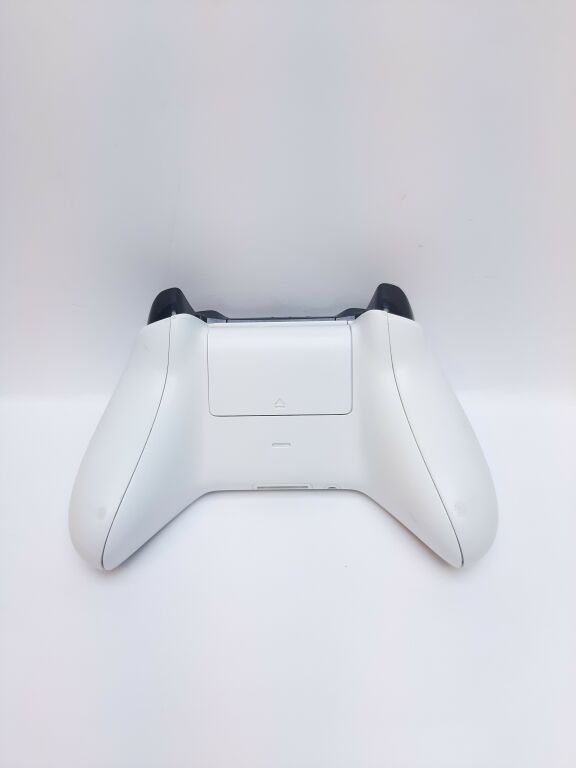 konsola-xbox-one-s-waga-produktu-z-opakowaniem-jednostkowym-3