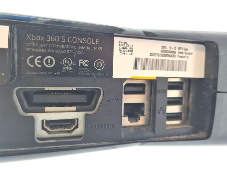 xbox-360-s-250gb-sama-konsola-wersja-konsoli-xbox-360