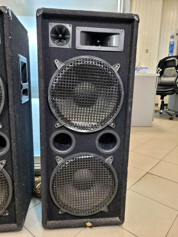 KOLUMNY OMNITRONIC DX 2222