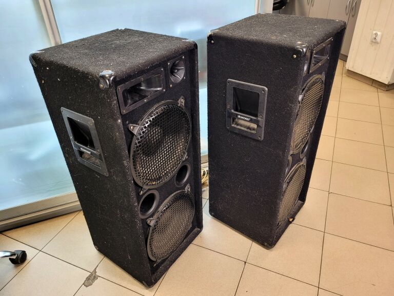 KOLUMNY OMNITRONIC DX 2222