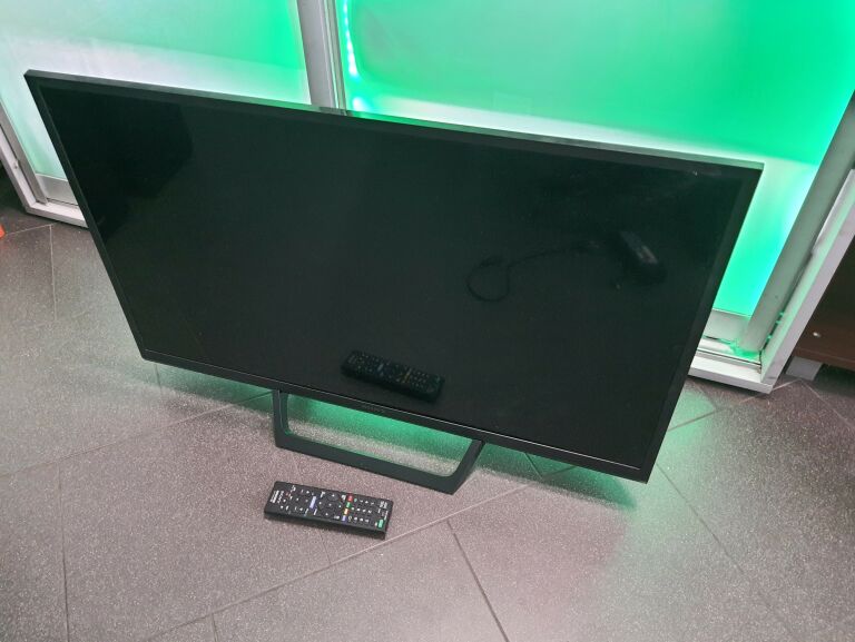 TELEWIZOR SONY BRAVIA KDL-32RE405 PILOT