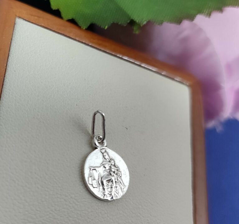 cudowna-srebrna-zawieszka-925-081g-1-maja-7a-makow-mazowiecki