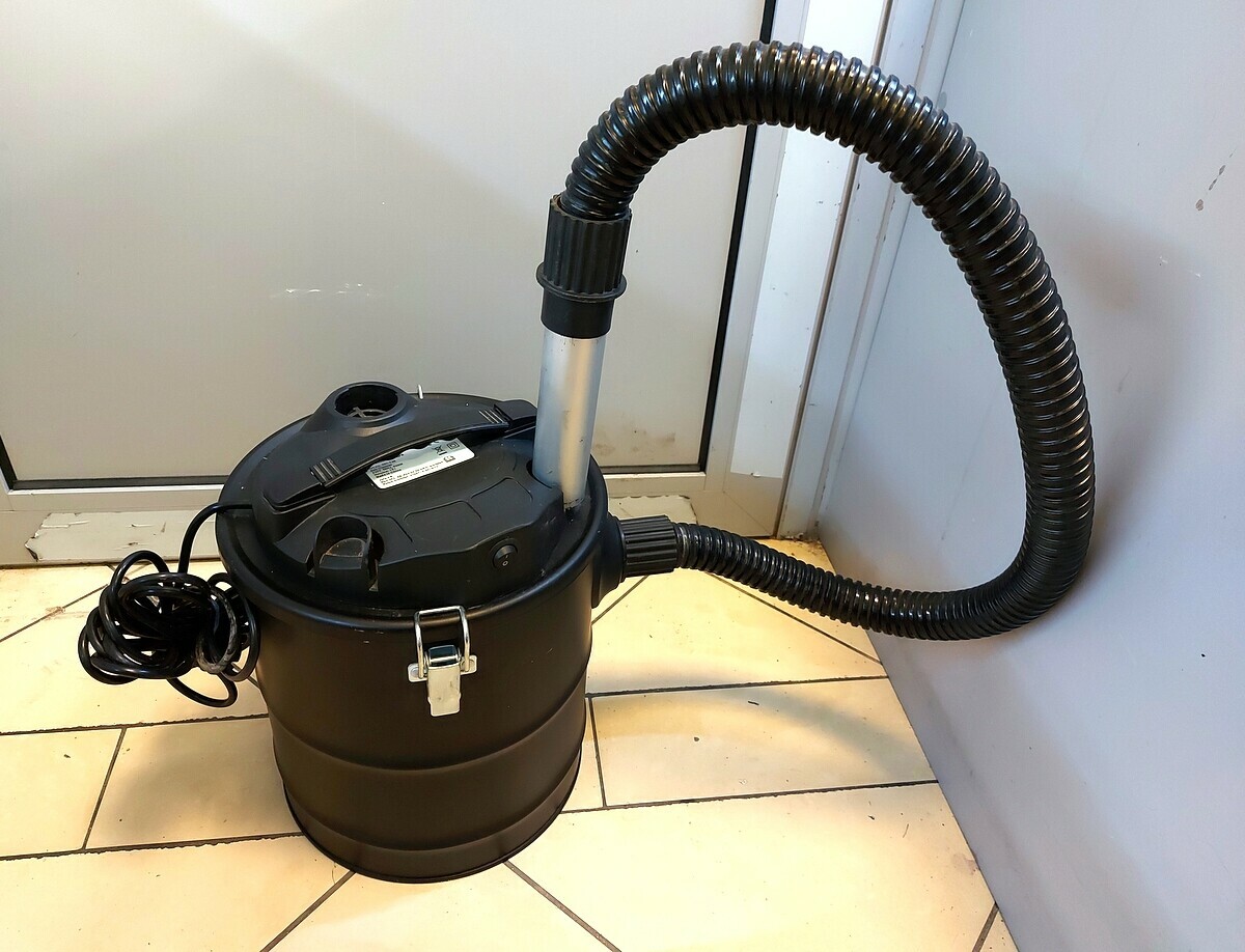 odkurzacz-kominkowy-meec-800w-dworcowa-1a-pisz