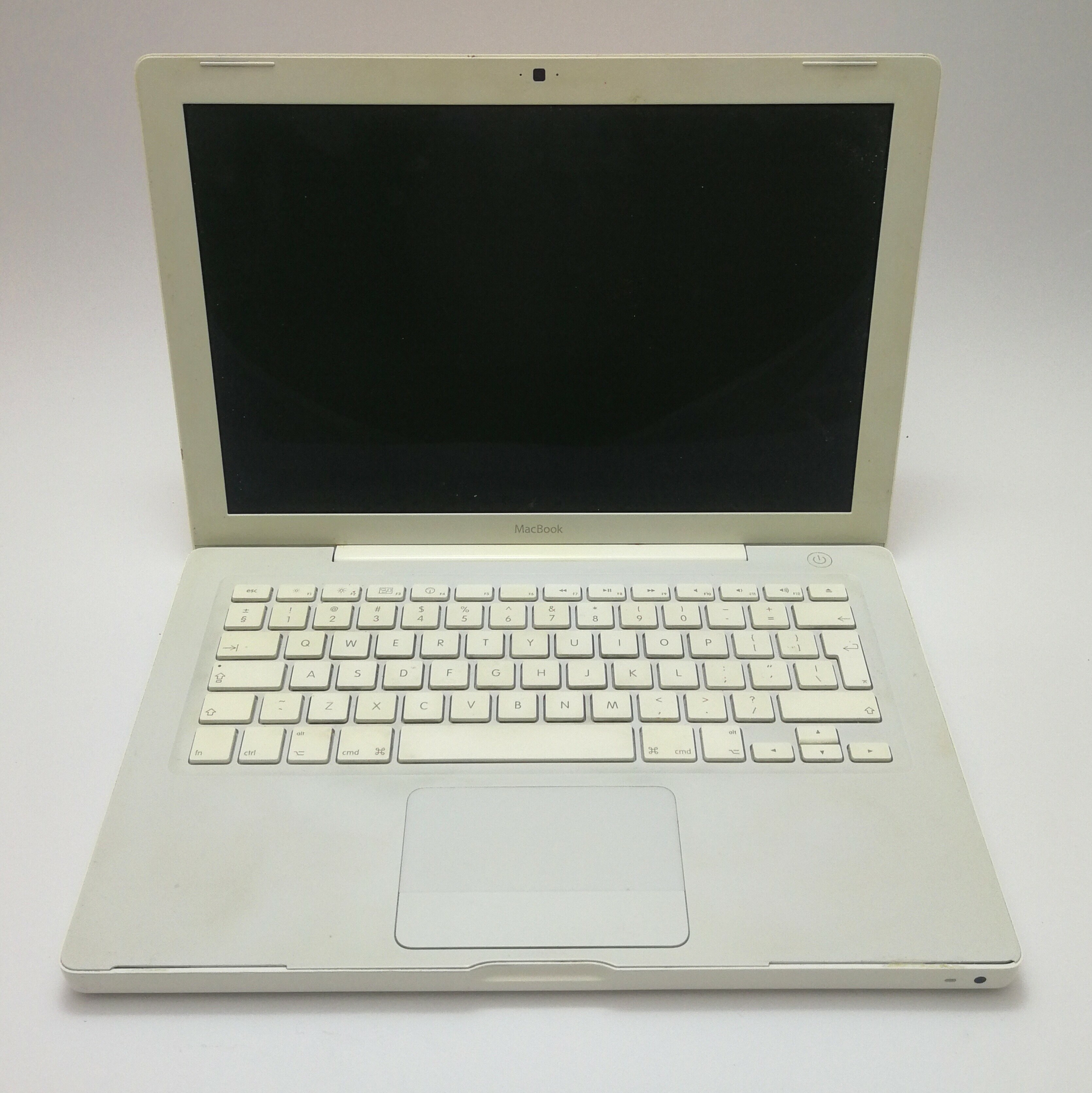 laptop-macbook-a1181-2x20ghz-4gb-brak-ladowarki-plac-wolnosci-1-pyrzyce