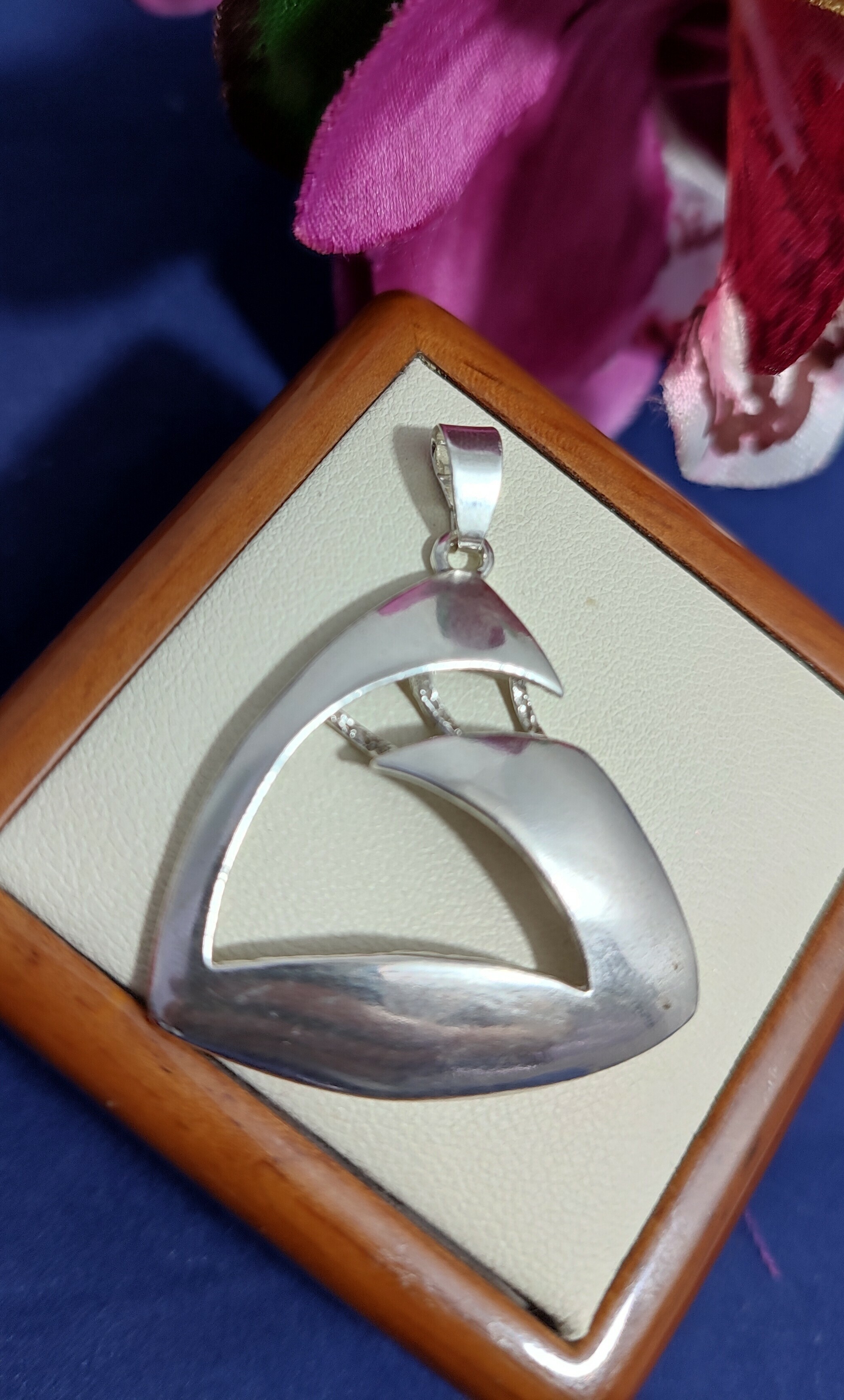 cudowna-srebrna-zawieszka-548g-925-ean-gtin-5905935561303