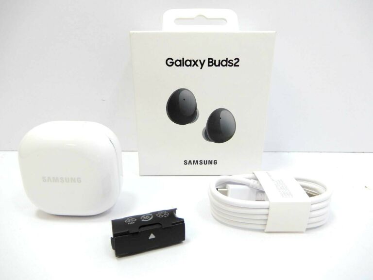 SŁUCHAWKI SAMSUNG GALAXY BUDS 2 KOMPLET