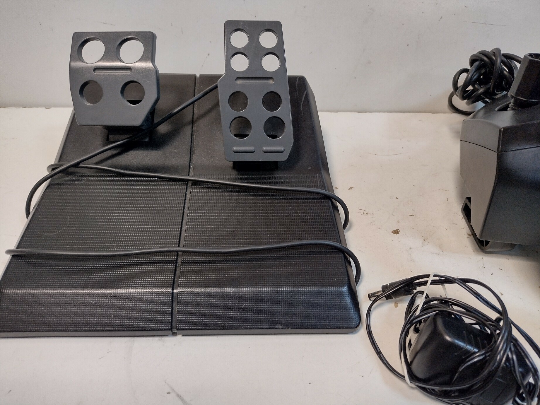 kierownica-logitech-drivefx-racing-xbox-360-ean-gtin-12345678