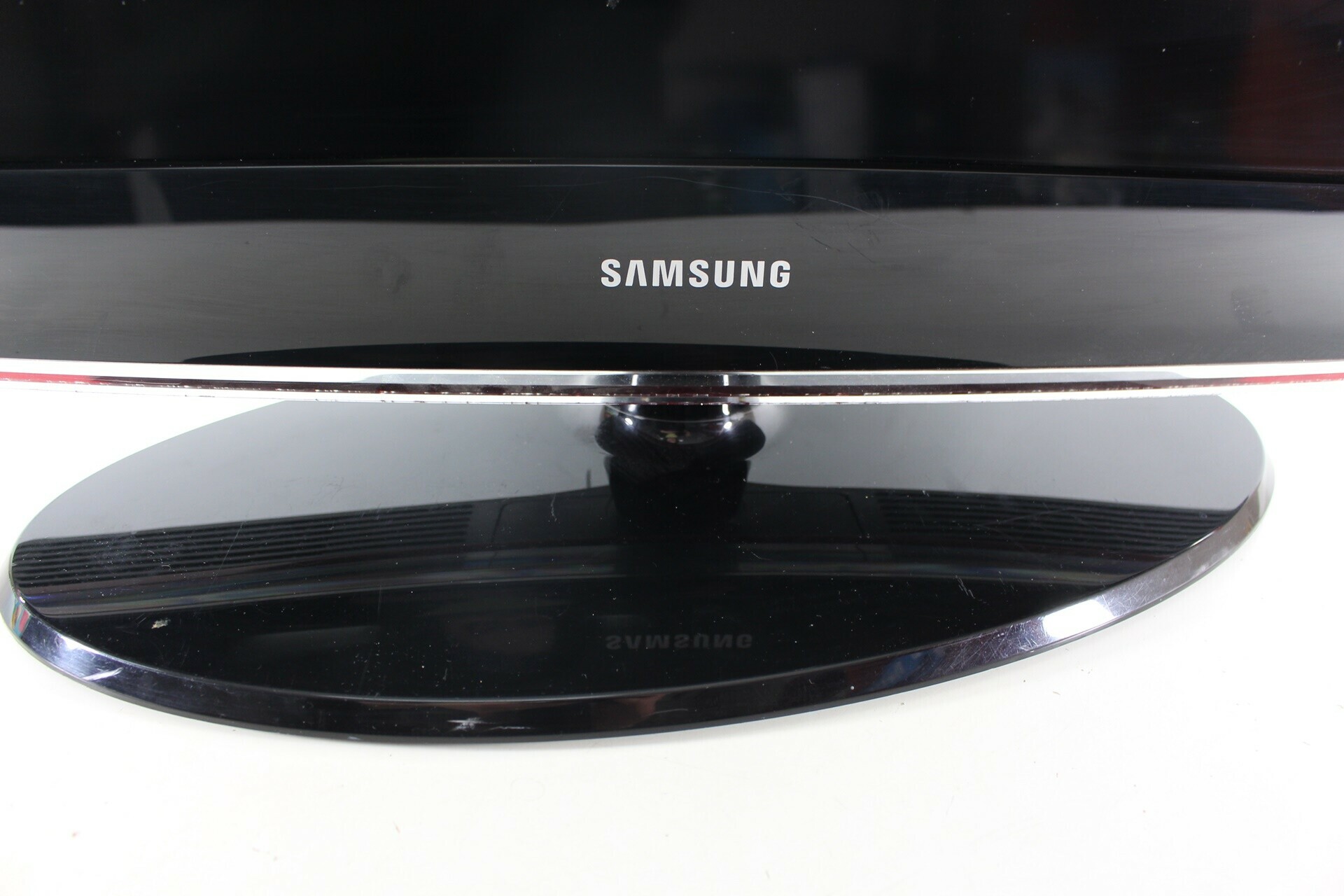 telewizor-samsung-le32b450c4w-32-cale-opis-kod-producenta-le32b450c4w