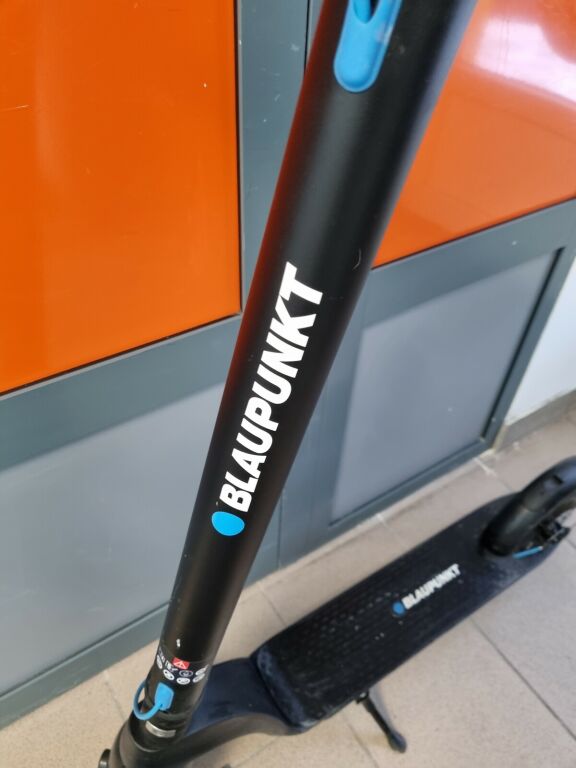 hulajnoga-elektryczna-blaupunkt-esc808-stan-uzywany