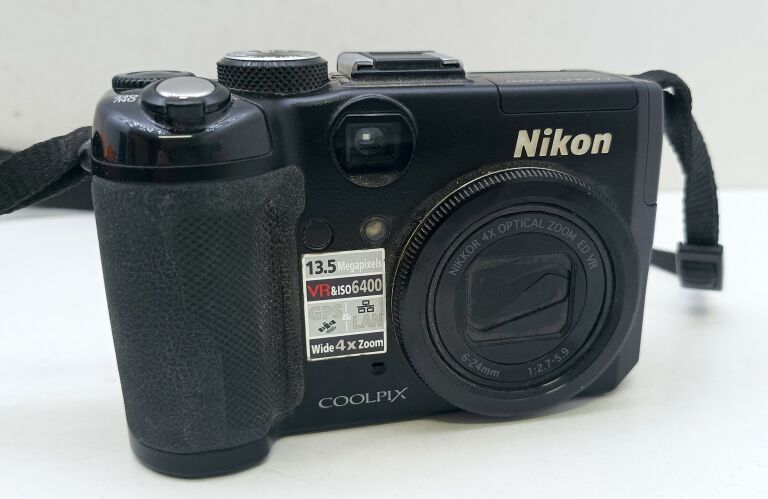 APARAT NIKON COOLPIX P6000 + ŁADOWARKA