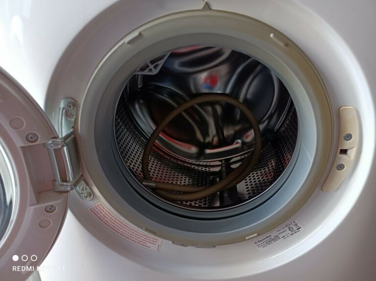 PRALKA ELECTROLUX 6 KG