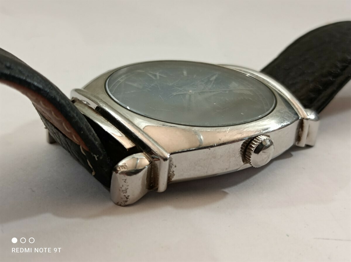 zegarek-emporio-armani-ar-0263-mechanizm-kwarcowy