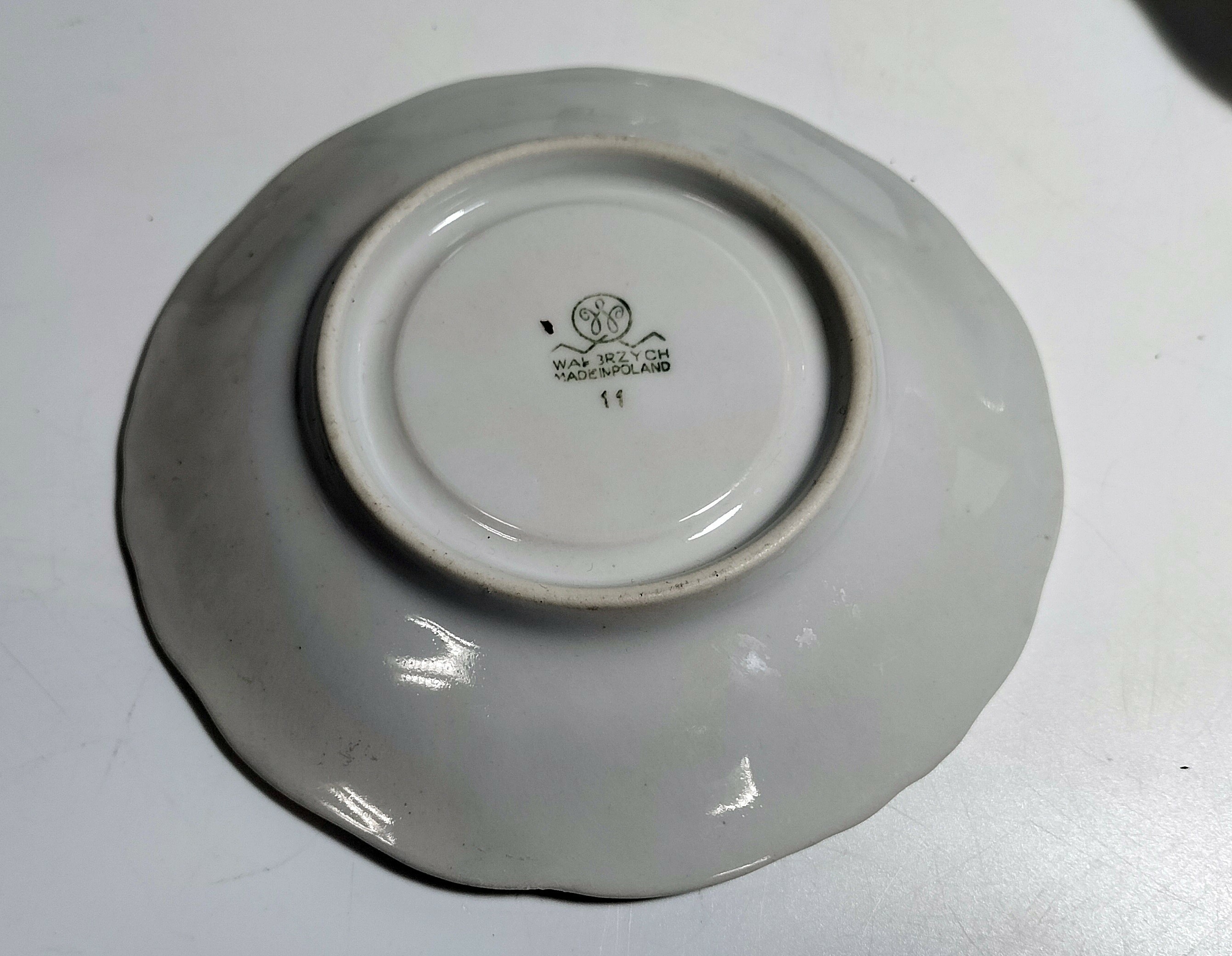 wyprzedazporcelana-walbrzych-8-elementow-plac-daszynskiego-5-czestochowa-sj