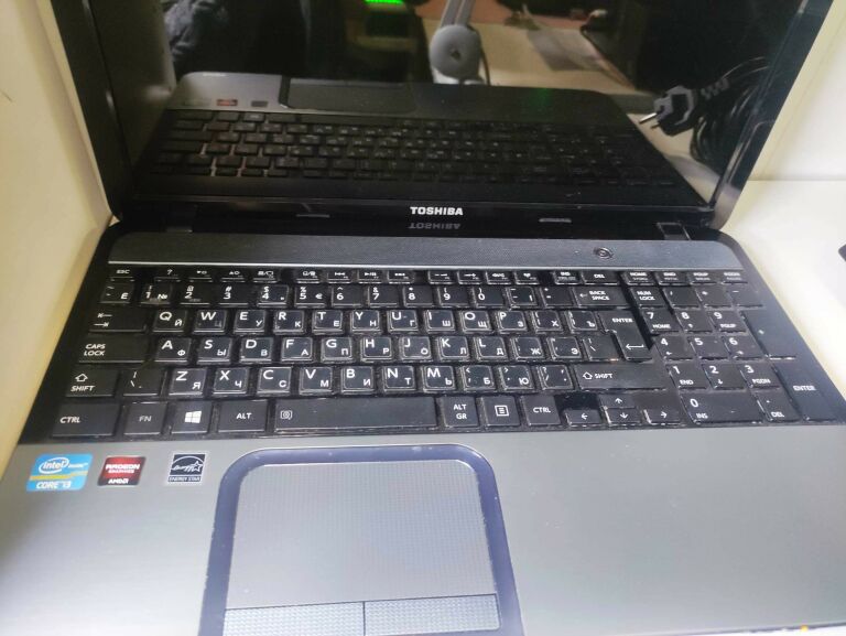 LAPTOP TOSHIBA SATELLITE L855-175 + ZASILANIE