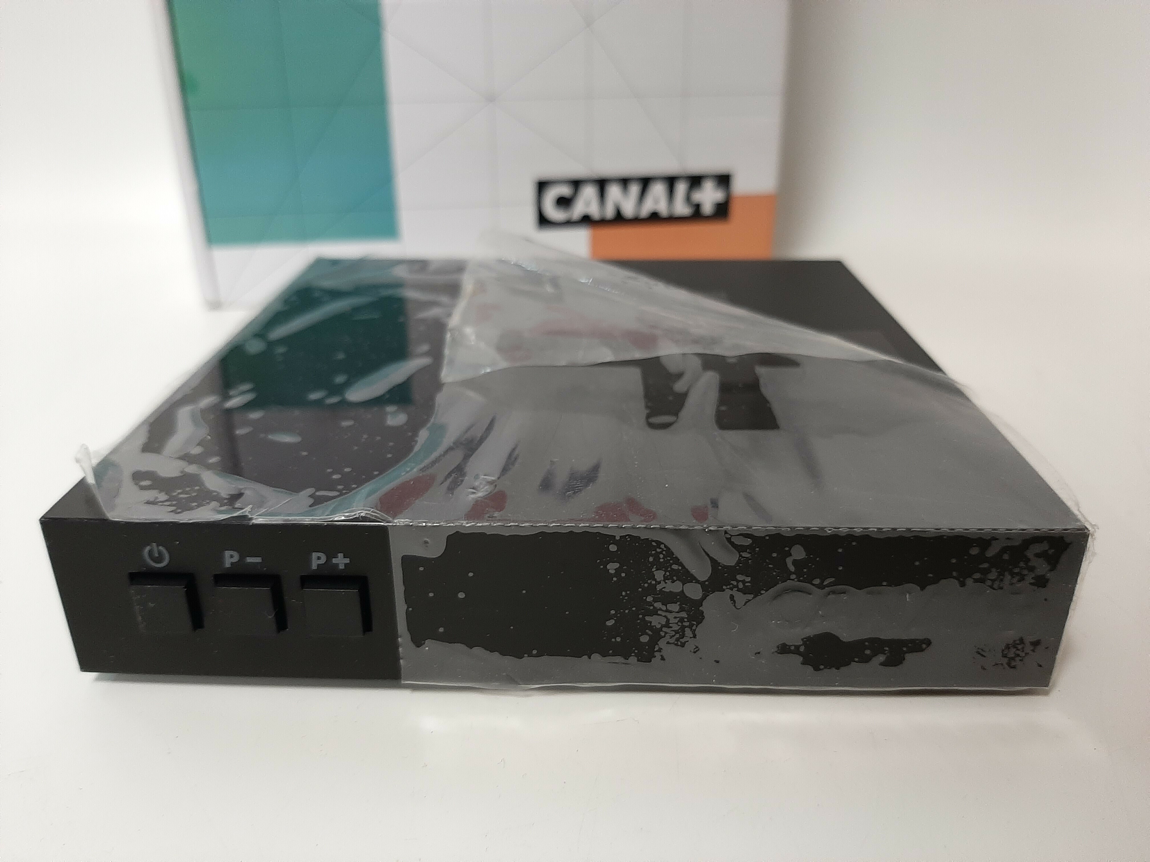 dekoder-canal-plus-z-pilotem-stan-uzywany