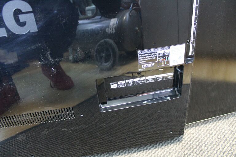 TELEWIZOR LG 55EC930V OLED USZKODZONY