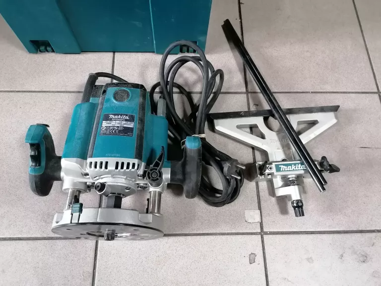 FREZERKA MAKITA RP2300FCXJ KOMPLET