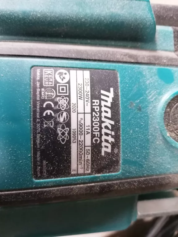 FREZERKA MAKITA RP2300FCXJ KOMPLET