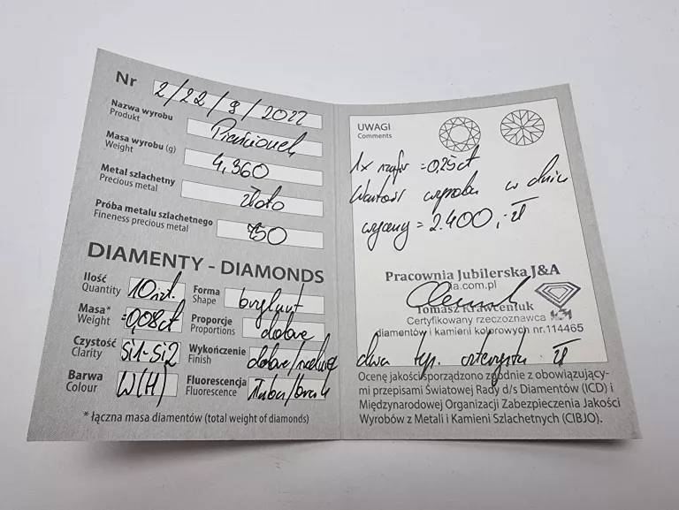 pierscionek-glamira-18k-750-biale-zloto-szafir-kolor-dominujacy-srebrny