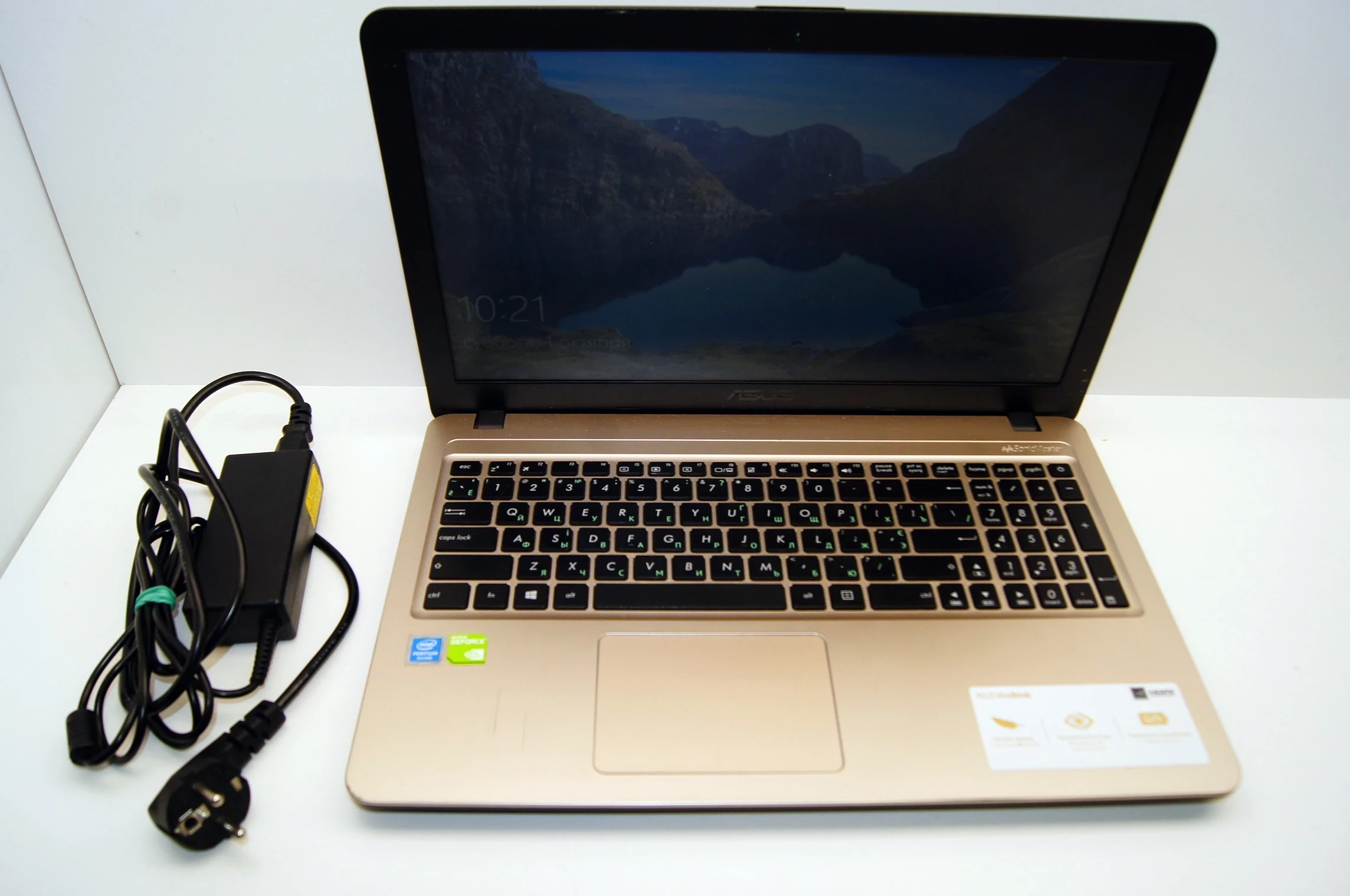 LAPTOP ASUS VIVOBOOK X540M DROBNA WADA N5000 4GB Asus Loombard.pl