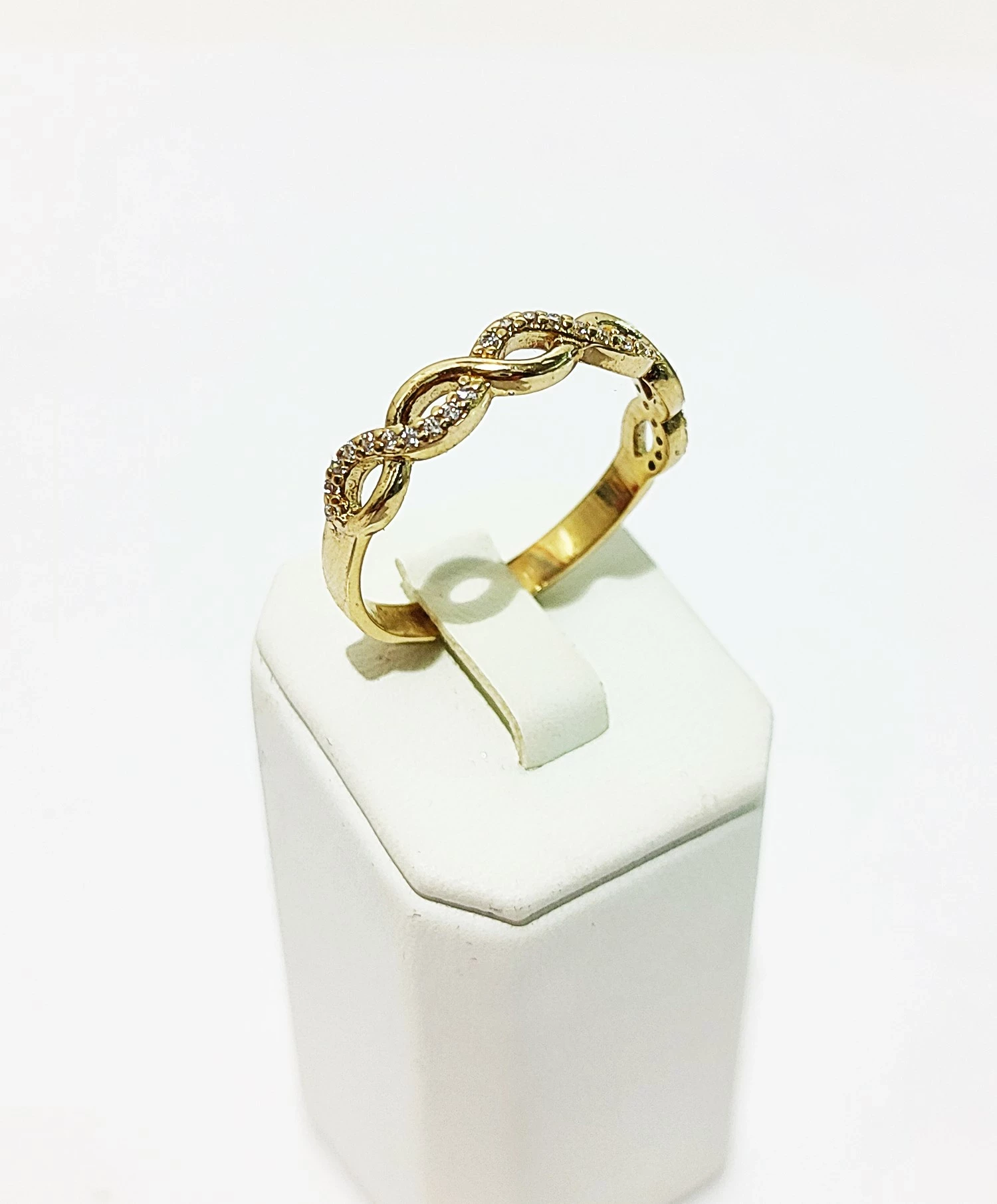 elegancki-zloty-pierscionek-585p-361g-25r-chmielna-98-warszawa