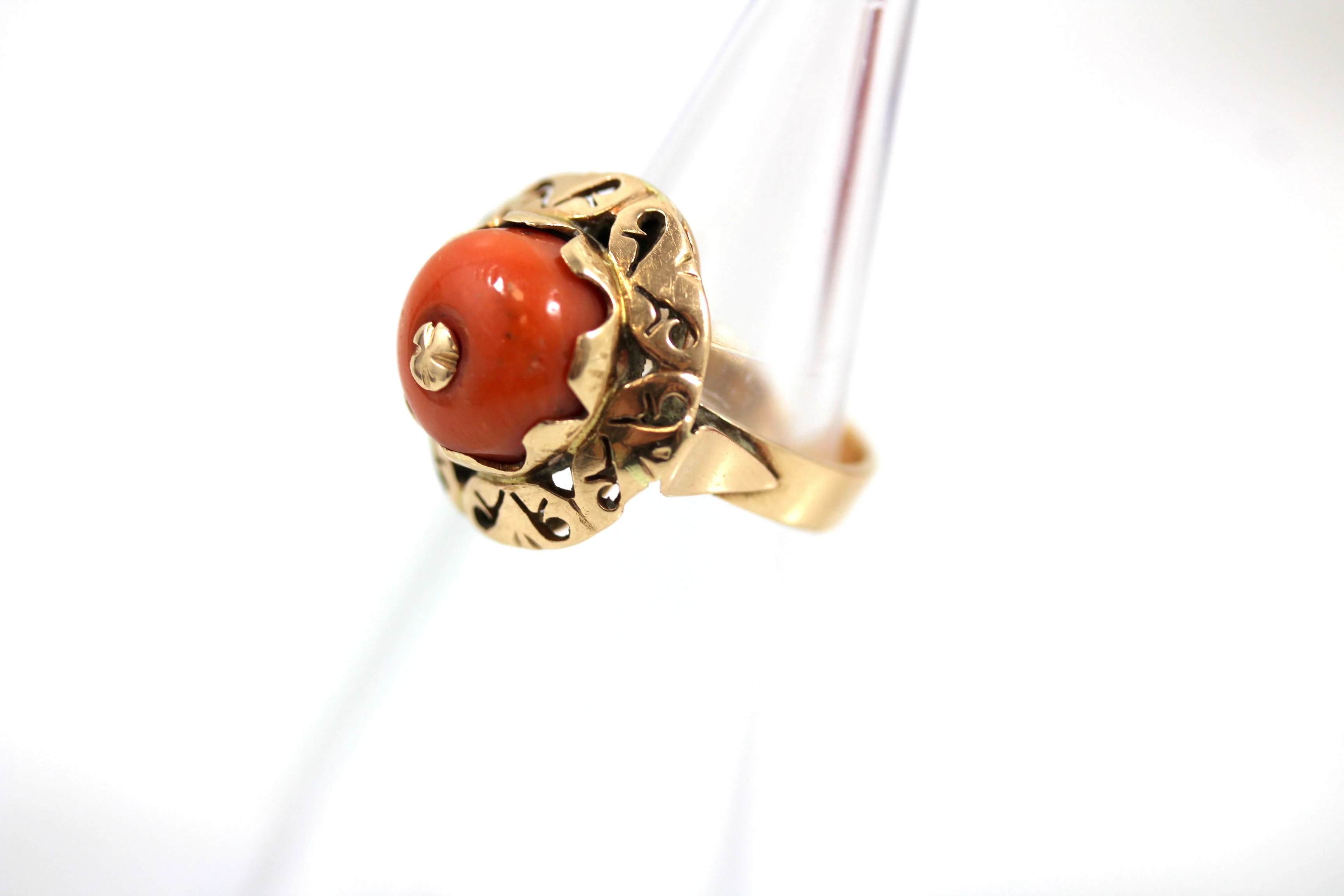 zloty-pierscionek-z-koralem-pr-585-r-14-773g-rozmiarsrednica-wew-mm-141700