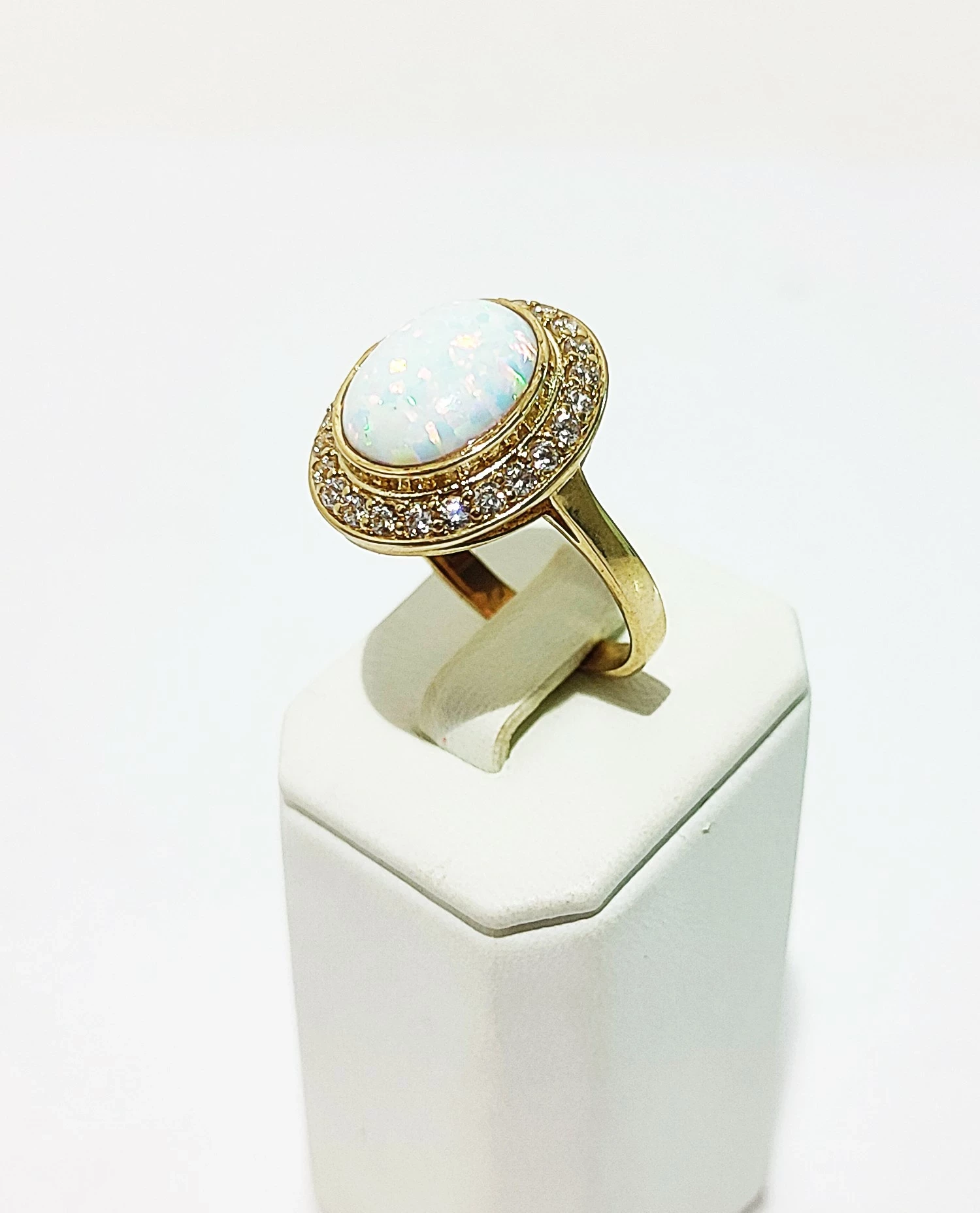 zloty-pierscionek-z-opalem-53g-585p-18r-kamien-17088-524288