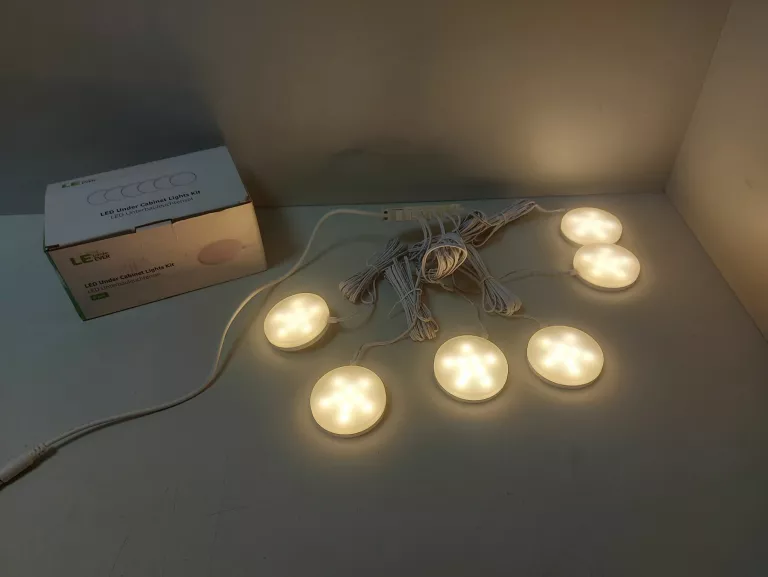 oswietlenie-podszafkowe-led-6szt-lighting-ever-moc-2