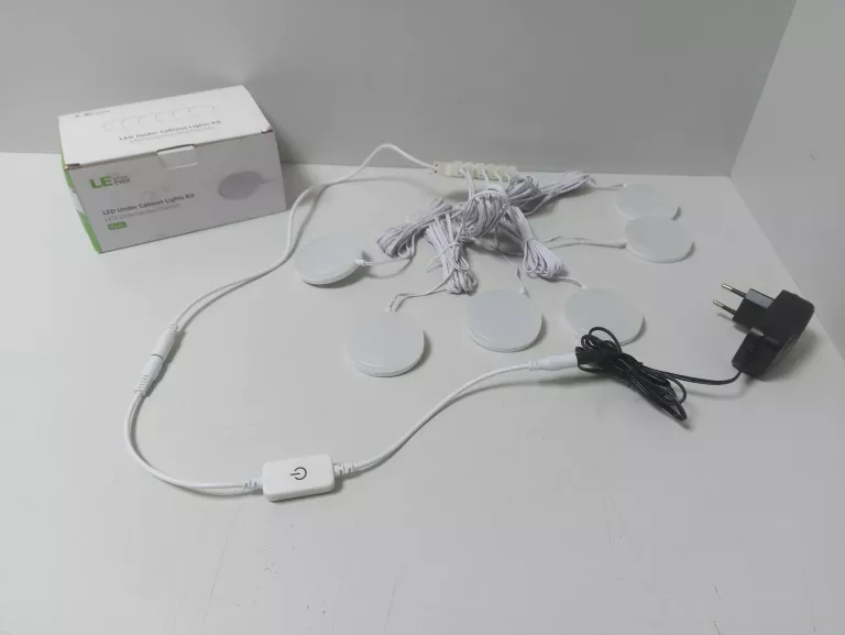 oswietlenie-podszafkowe-led-6szt-lighting-ever-stan-uzywany