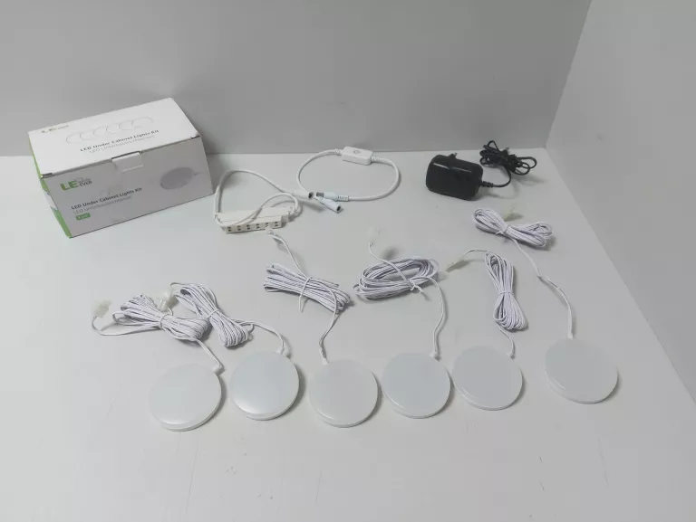 oswietlenie-podszafkowe-led-6szt-lighting-ever-klasa-efektywnosci-energetycznej-d