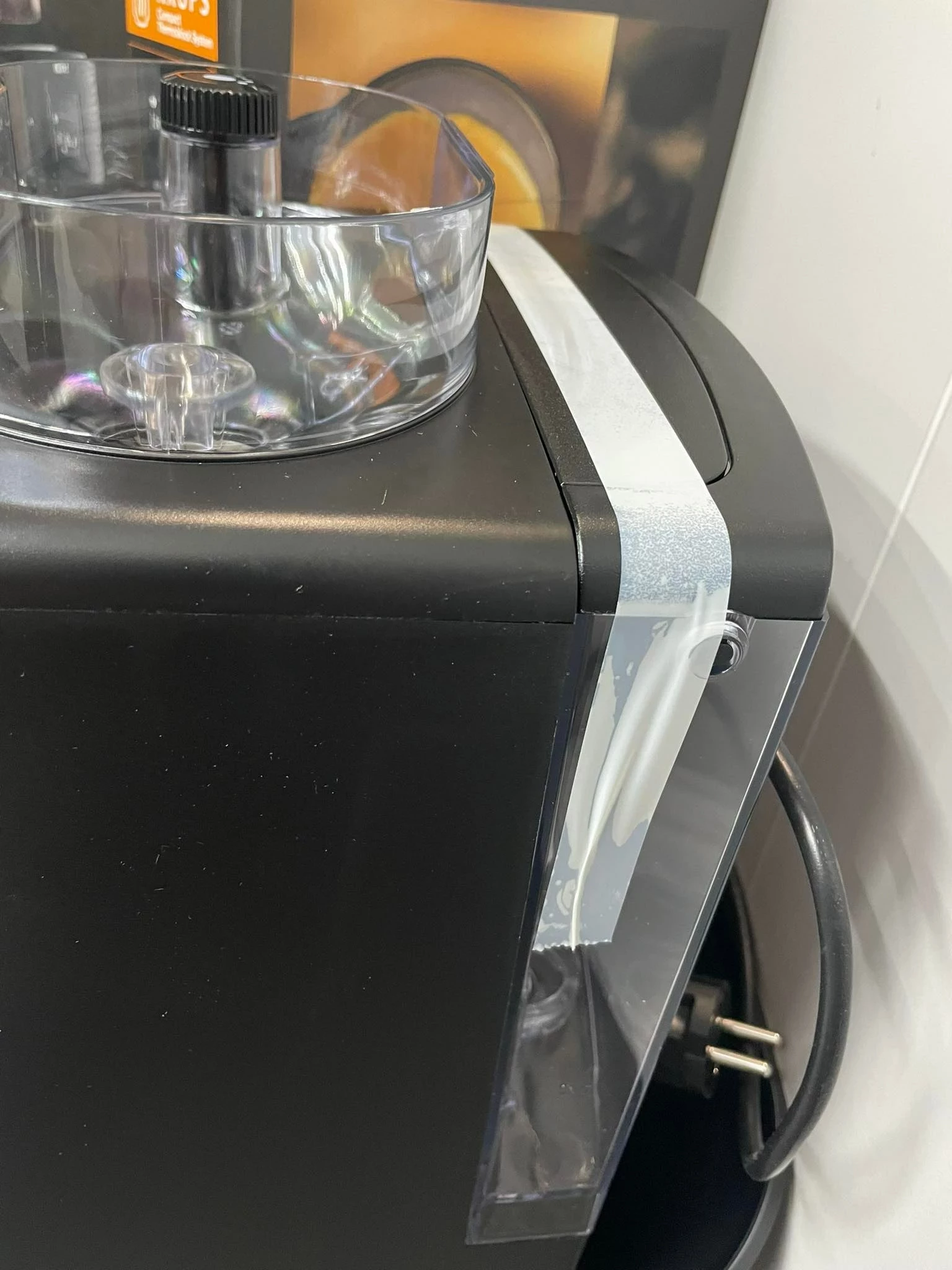 ekspres-do-kawy-krups-ea8100-series-kod-producenta-ea810b70