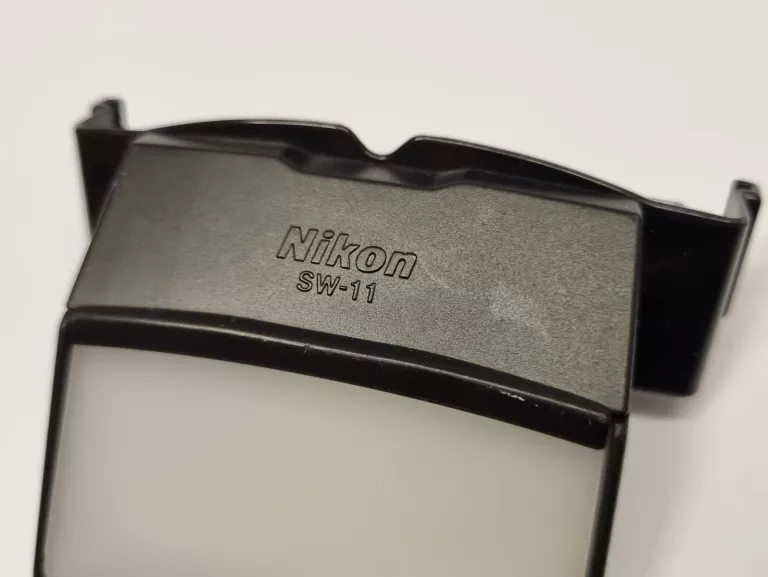 adapter-nasadka-rozpraszajaca-nikon-sw-11-rodzaj-dyfuzor