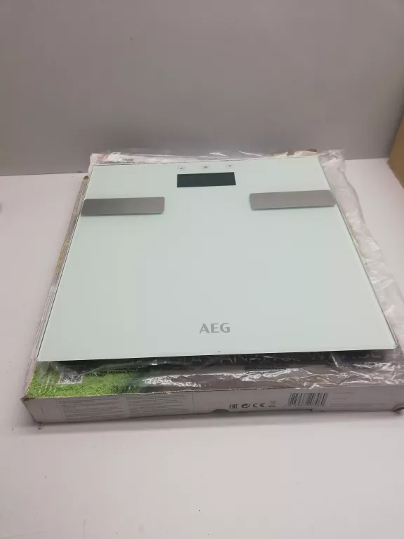 WAGA ŁAZIENKOWA AEG PW 5644 FA