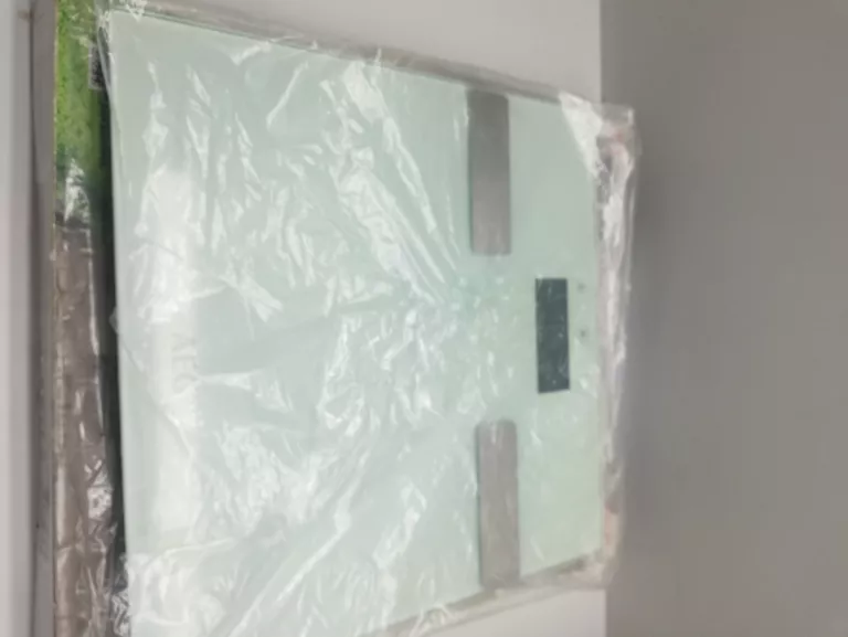 WAGA ŁAZIENKOWA AEG PW 5644 FA
