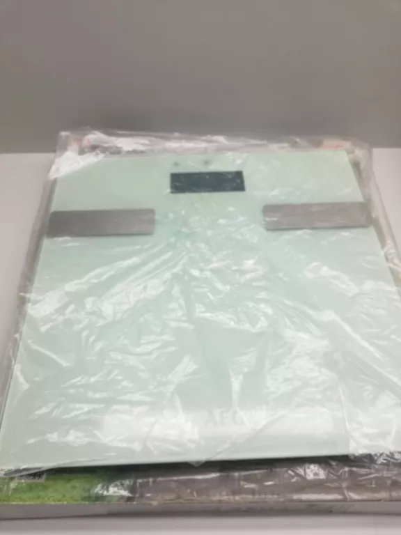 WAGA ŁAZIENKOWA AEG PW 5644 FA