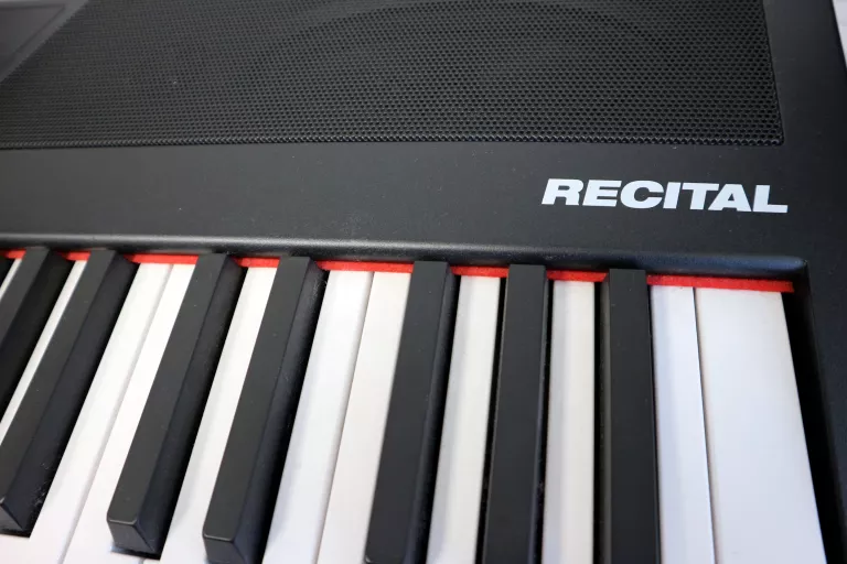 PIANINO CYFROWE ALESIS RECITAL BLACK