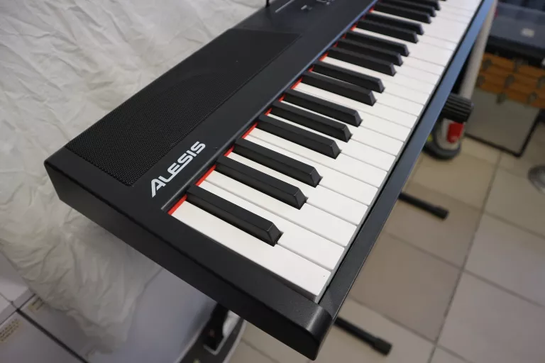 PIANINO CYFROWE ALESIS RECITAL BLACK