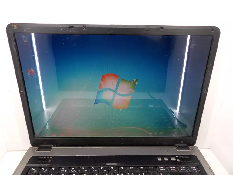 LAPTOP ADVENT 7109A