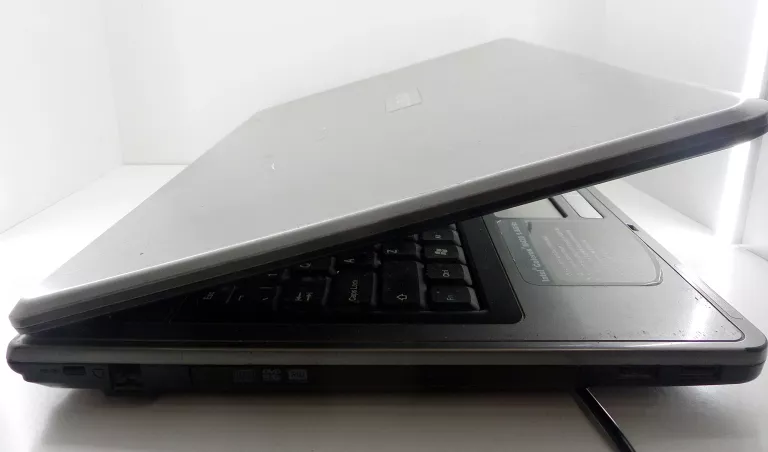 LAPTOP ADVENT 7109A