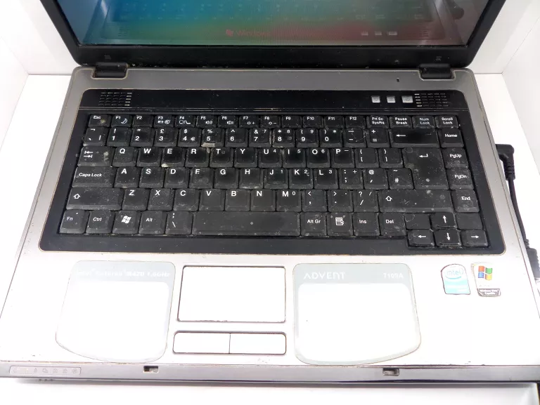 LAPTOP ADVENT 7109A