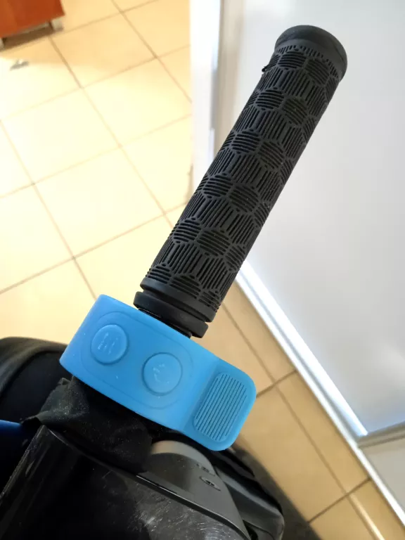 HULAJNOGA BLAUPUNKT ESC910.2