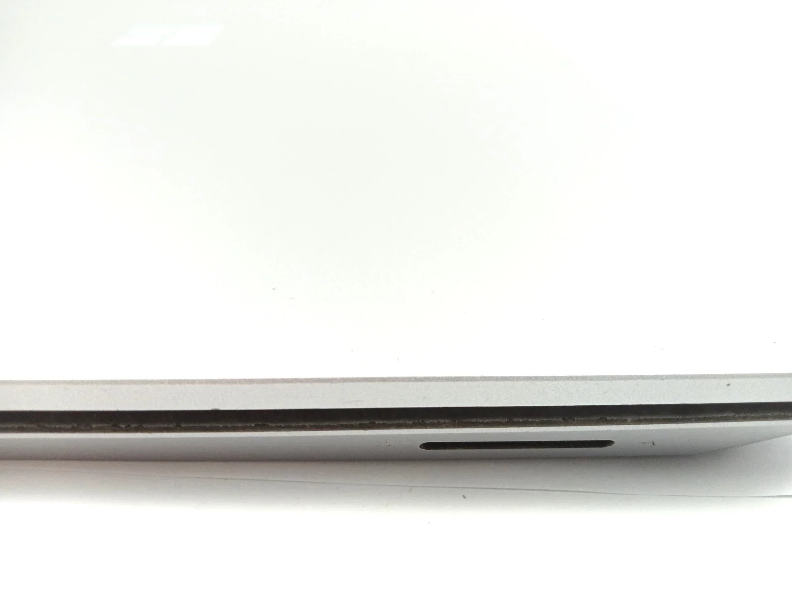 laptop-microsoft-1867-128gb8gbi5-1035-pojemnosc-dysku-128