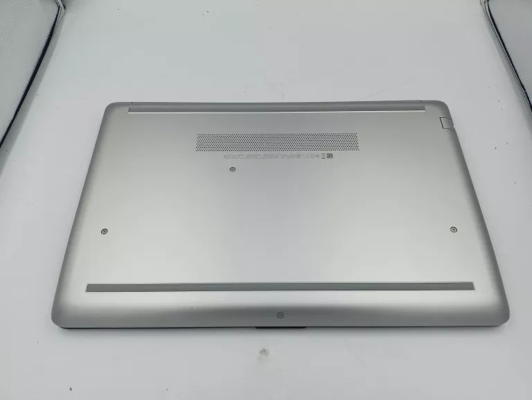 LAPTOP HP 15-DA0001NW