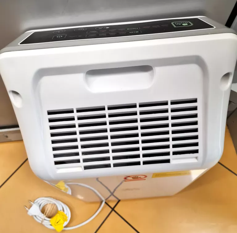 OCZYSZCZACZ POWIETRZA WEBBER AP8300 OPIS!
