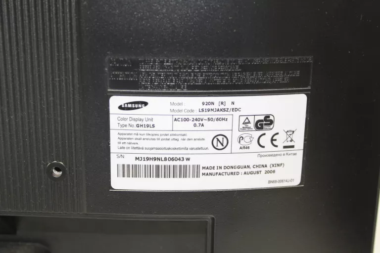 MONITOR SAMSUNG SYNCMASTER 920N